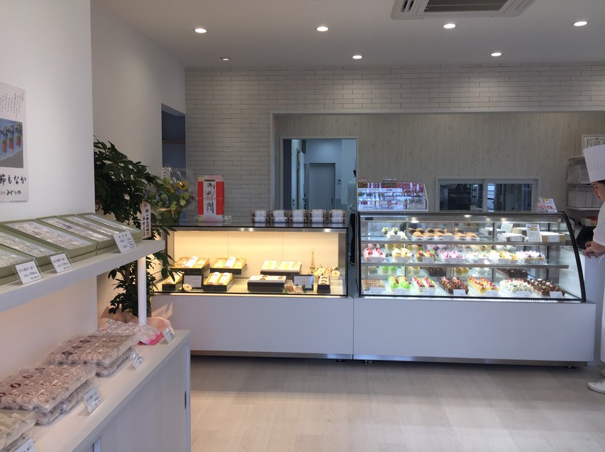 気高　店舗併用住宅